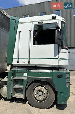 Тягач Renault Magnum 2005 в 