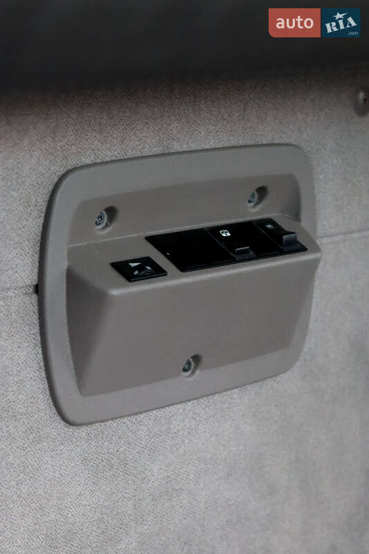 Тентованый Renault Magnum 2007 в Луцке