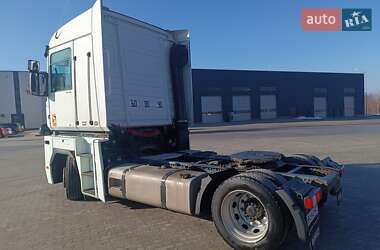 Тягач Renault Magnum 2009 в 