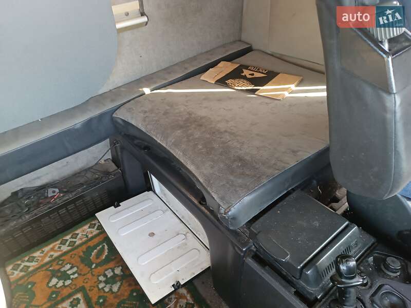 Тягач Renault Magnum 2009 в Львове фото 12 Тягач Renault Magnum 2009 в Львове