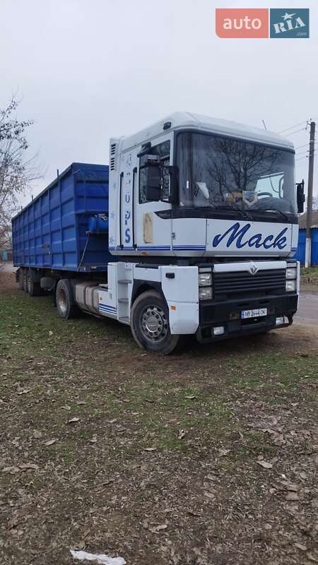 Тягач Renault Magnum 2000 в Тульчине