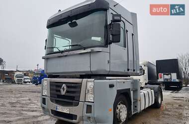 Тягач Renault Magnum 2010 в Іршаві