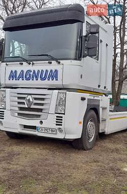 Тягач Renault Magnum 2005 в Черкасах