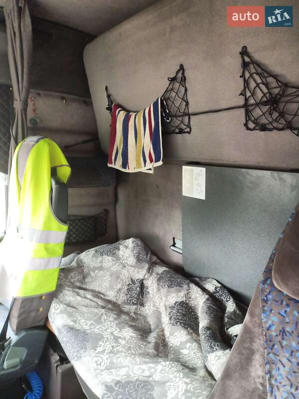 Тягач Renault Magnum 2006 в Калиновке