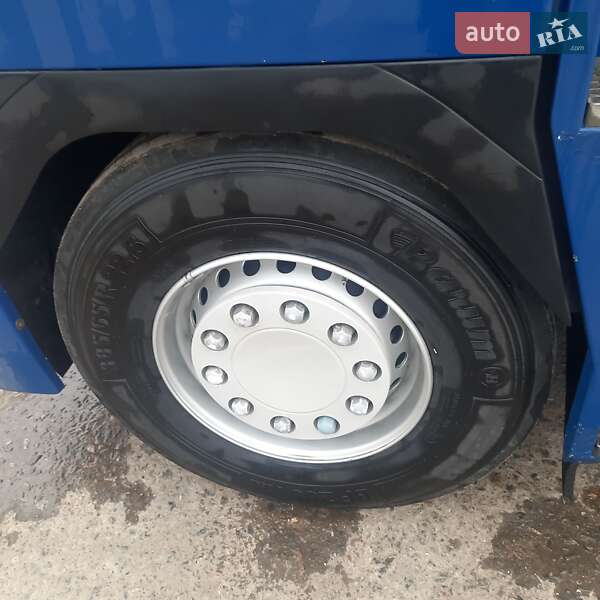 Тягач Renault Magnum 2007 в Ровно