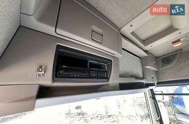 Тягач Renault Magnum 2011 в 
