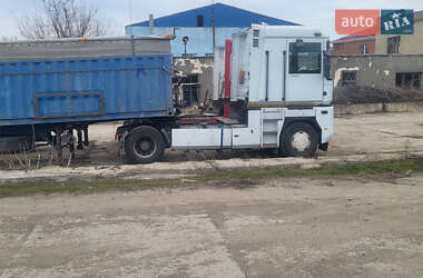 Тягач Renault Magnum 2005 в 