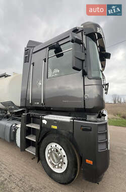 Тягач Renault Magnum 2007 в 