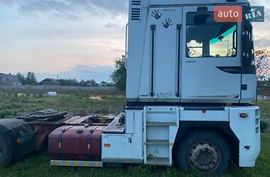 Тягач Renault Magnum 1997 в 