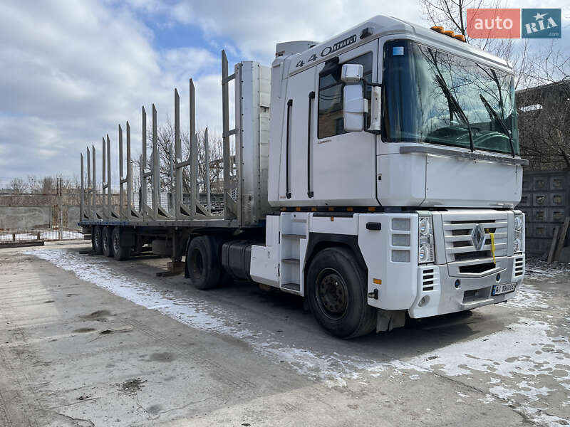 Лесовоз / Сортиментовоз Renault Magnum 2002 в 