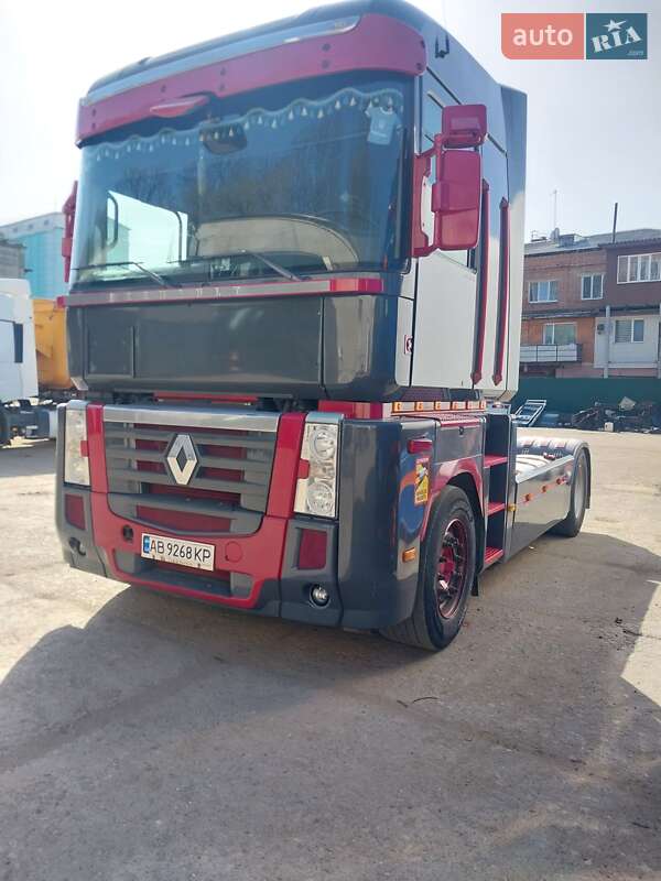 Тягач Renault Magnum 2009 в Виннице