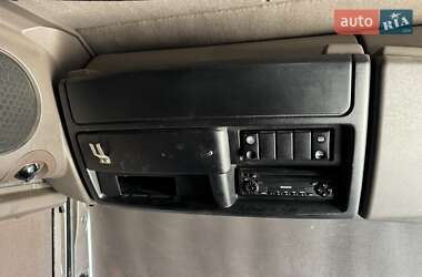 Тентованый Renault Magnum 2005 в 