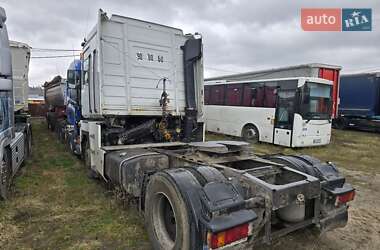 Тягач Renault Magnum 2004 в 
