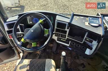 Тягач Renault Magnum 2004 в 
