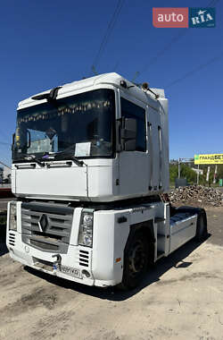 Тягач Renault Magnum 2008 в Киеве