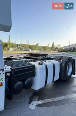 Тягач Renault Magnum 2007 в 