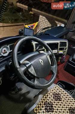 Тягач Renault Magnum 2007 в 