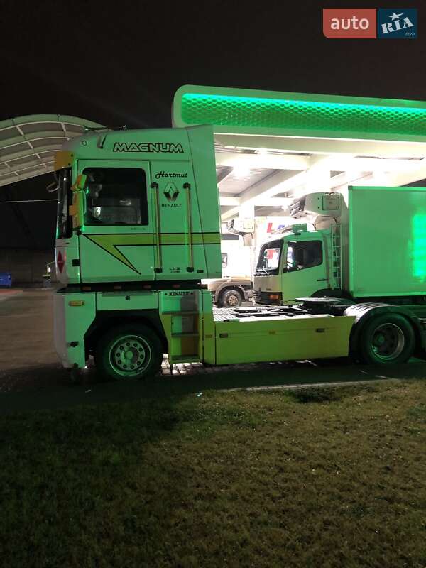 Тентованый Renault Magnum 2012 в Киеве