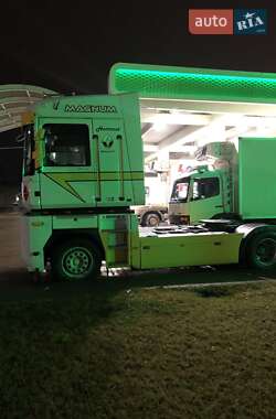 Тентованый Renault Magnum 2012 в 
