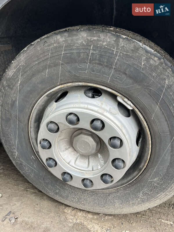 Тягач Renault Magnum 2008 в Львове
