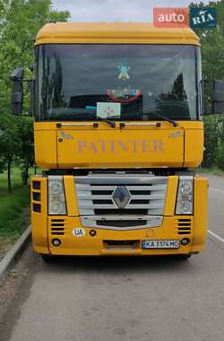 Тягач Renault Magnum 2006 в Киеве