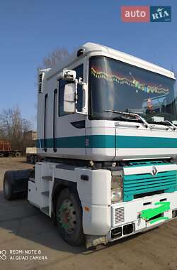 Тягач Renault Magnum 1999 в 