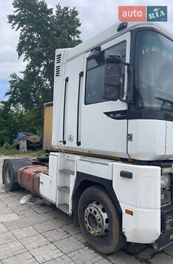 Тягач Renault Magnum 1998 в 