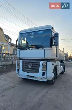 Тягач Renault Magnum 2003 в Фастове