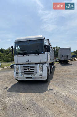 Тягач Renault Magnum 2006 в Сваляві