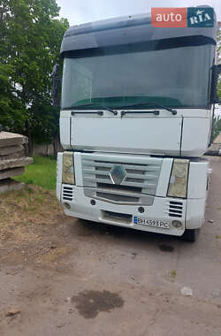 Тягач Renault Magnum 2002 в Одесі