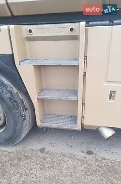 Тягач Renault Magnum 2004 в 