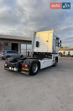 Тягач Renault Magnum 2009 в 