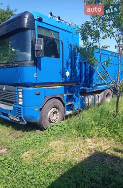 Тягач Renault Magnum 2000 в Чорнобаї