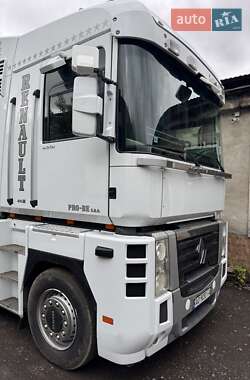 Тягач Renault Magnum 2012 в 
