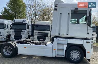 Тягач Renault Magnum 2007 в 