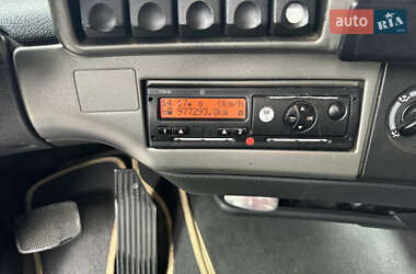 Тягач Renault Magnum 2011 в 