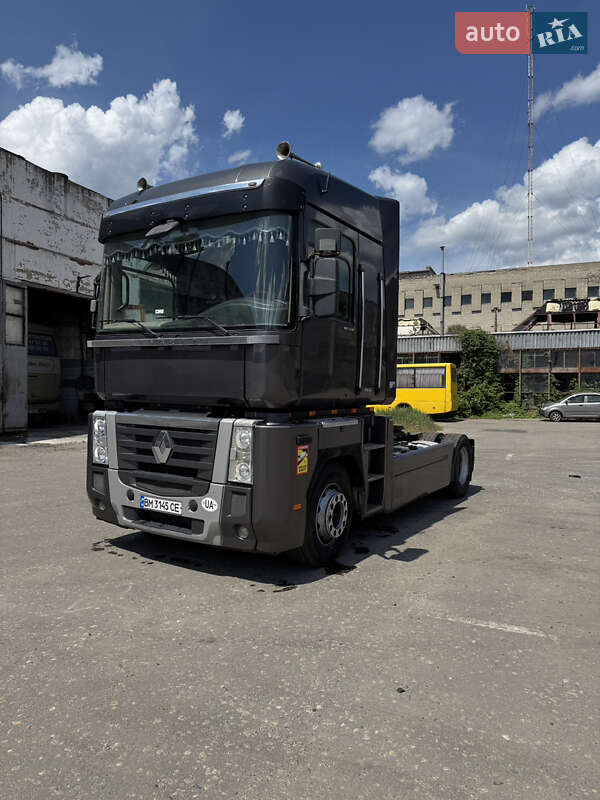 Тягач Renault Magnum 2010 в Сумах