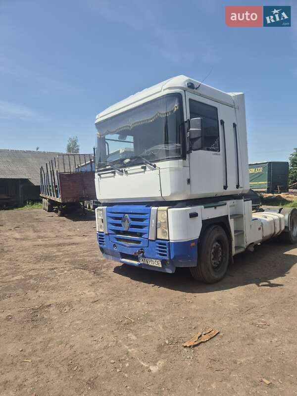 Тягач Renault Magnum 2003 в 
