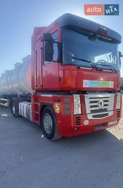 Тягач Renault Magnum 2007 в Днепре