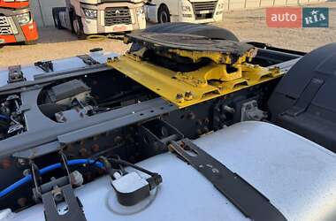 Тягач Renault Magnum 2010 в 