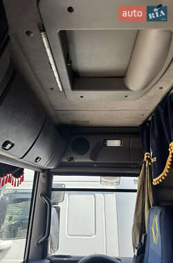 Тягач Renault Magnum 2007 в 