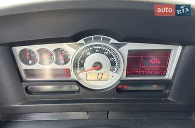 Тягач Renault Magnum 2011 в 