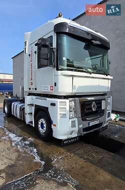 Тягач Renault Magnum 2010 в Луцке