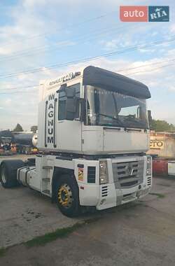 Тягач Renault Magnum 2004 в Кременчуці