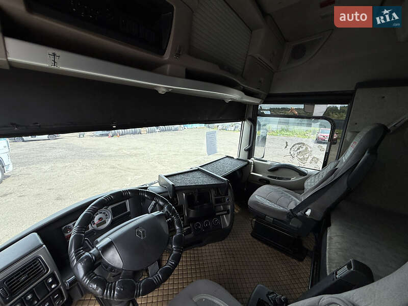 Тягач Renault Magnum 2011 в Киеве
