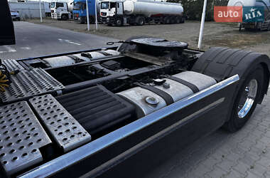 Тягач Renault Magnum 2013 в 