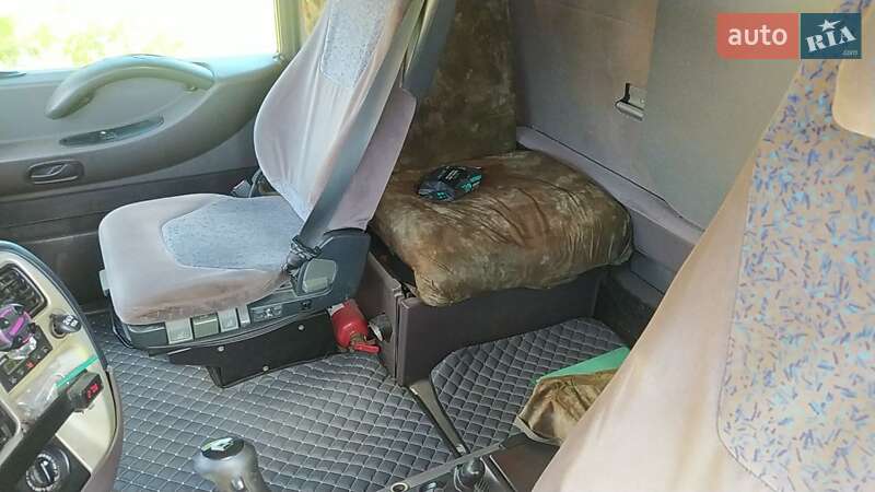 Тентований Renault Magnum 2006 в Жовтих Водах