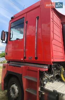 Тягач Renault Magnum 2008 в 