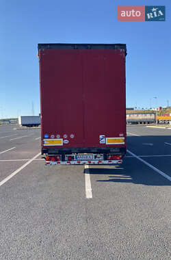 Тягач Renault Magnum 2009 в 