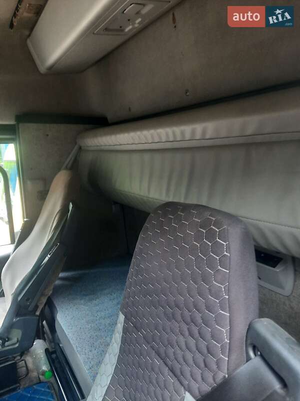 Тягач Renault Magnum 2008 в Києві